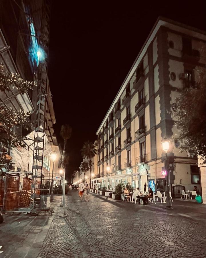B&B Al Corso Σαλέρνο Εξωτερικό φωτογραφία